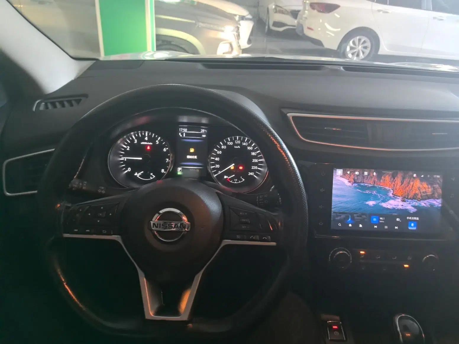 Nissan Qashqai 2021 2.0L CVT Luxury Edition — миниатюра 12