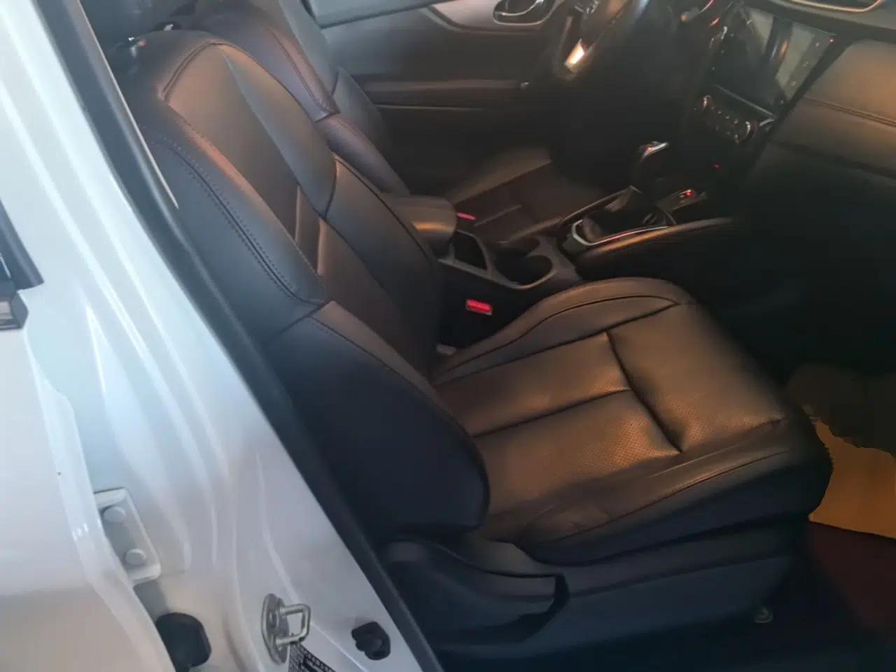 Nissan Qashqai 2021 2.0L CVT Luxury Edition — миниатюра 19