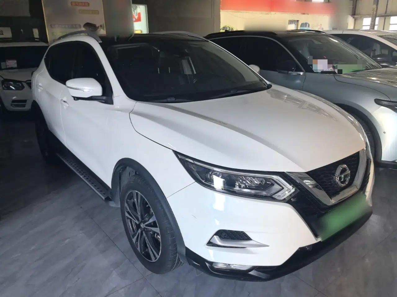 Nissan Qashqai 2021 2.0L CVT Luxury Edition — миниатюра 3