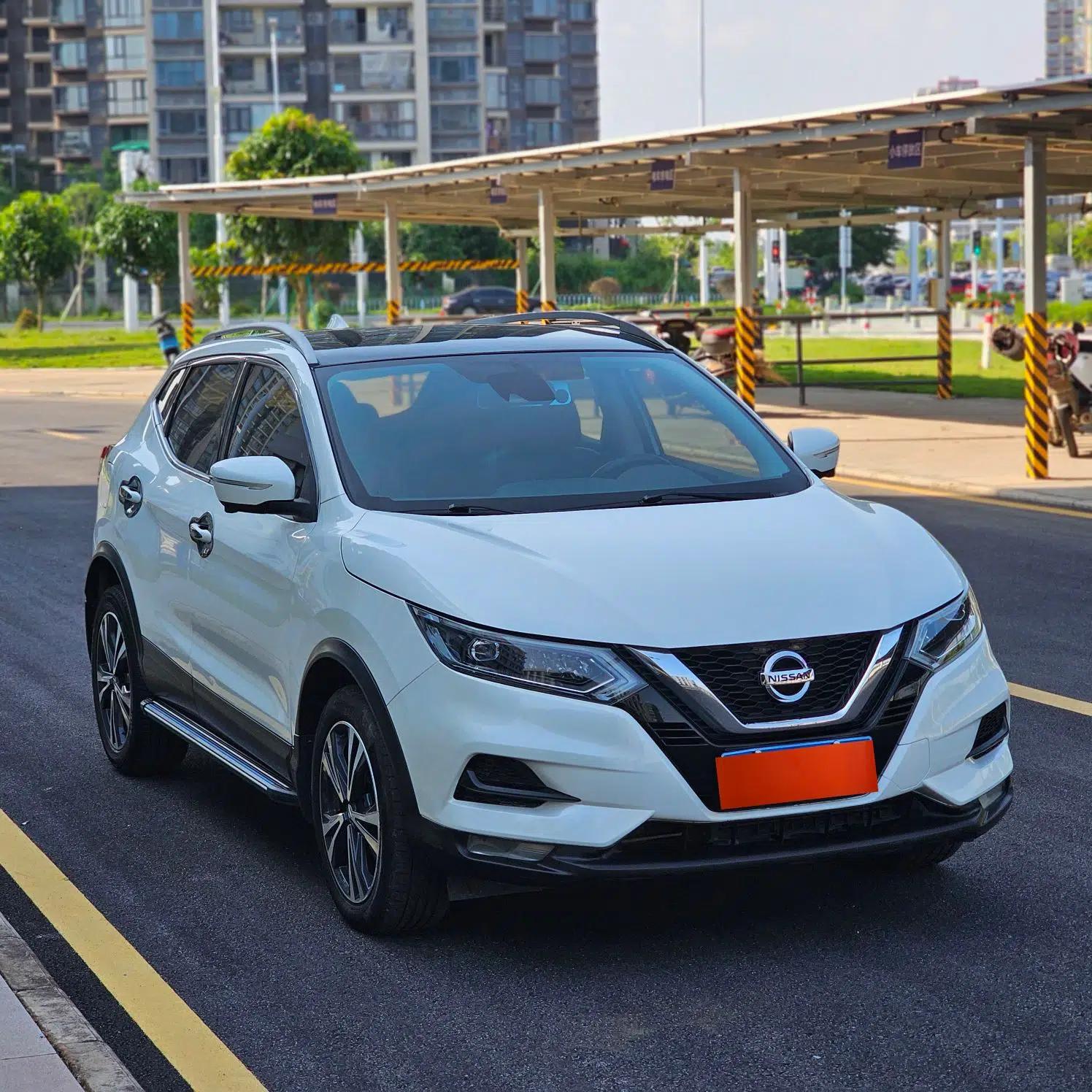 Nissan Qashqai 2019 2.0L CVT Luxury Edition — миниатюра 2