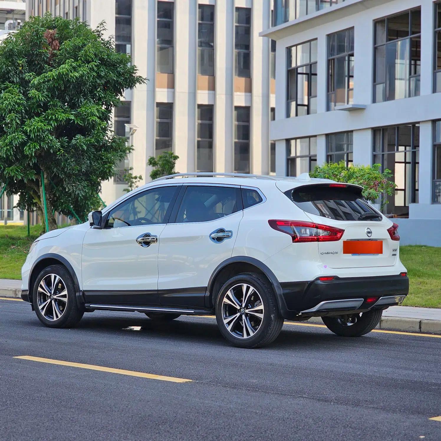 Nissan Qashqai 2019 2.0L CVT Luxury Edition — миниатюра 5