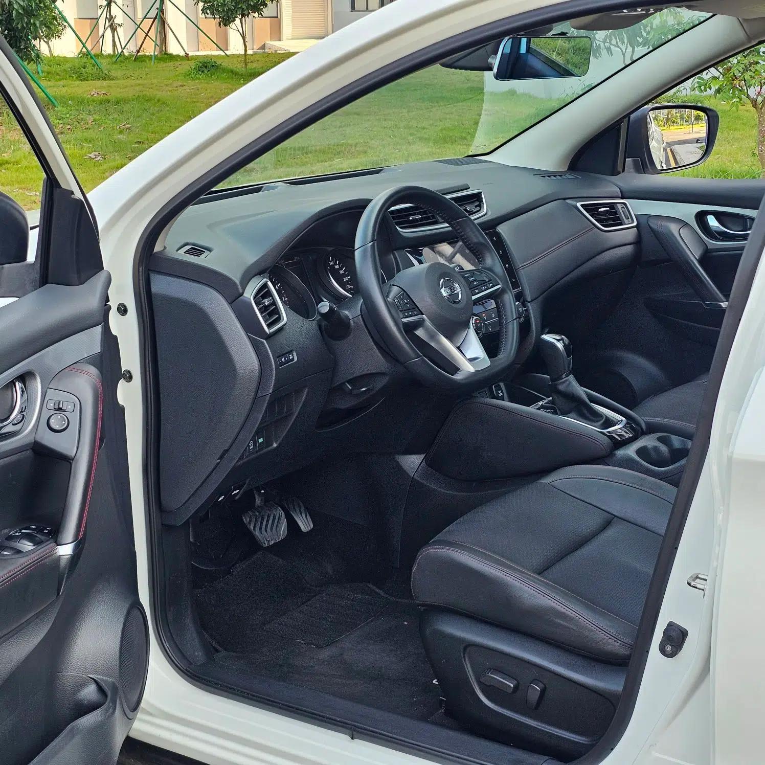 Nissan Qashqai 2019 2.0L CVT Luxury Edition — миниатюра 10