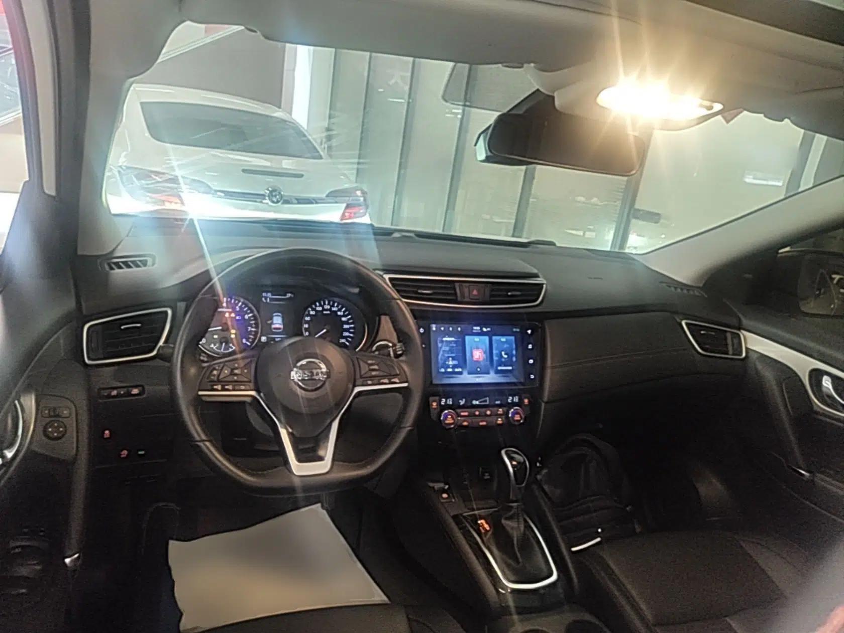 Nissan Qashqai 2022 2.0L CVT XV Premier Luxury Edition — миниатюра 17