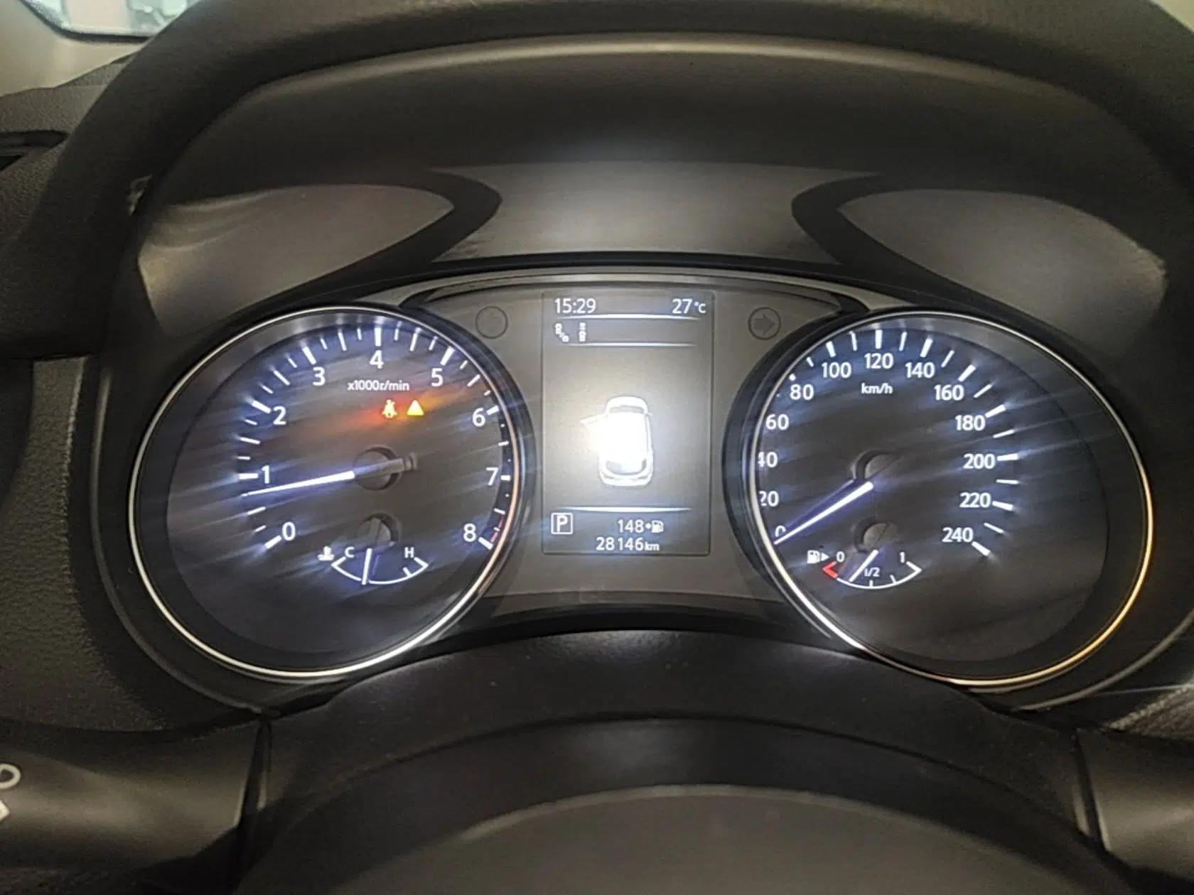 Nissan Qashqai 2022 2.0L CVT XV Premier Luxury Edition — миниатюра 19