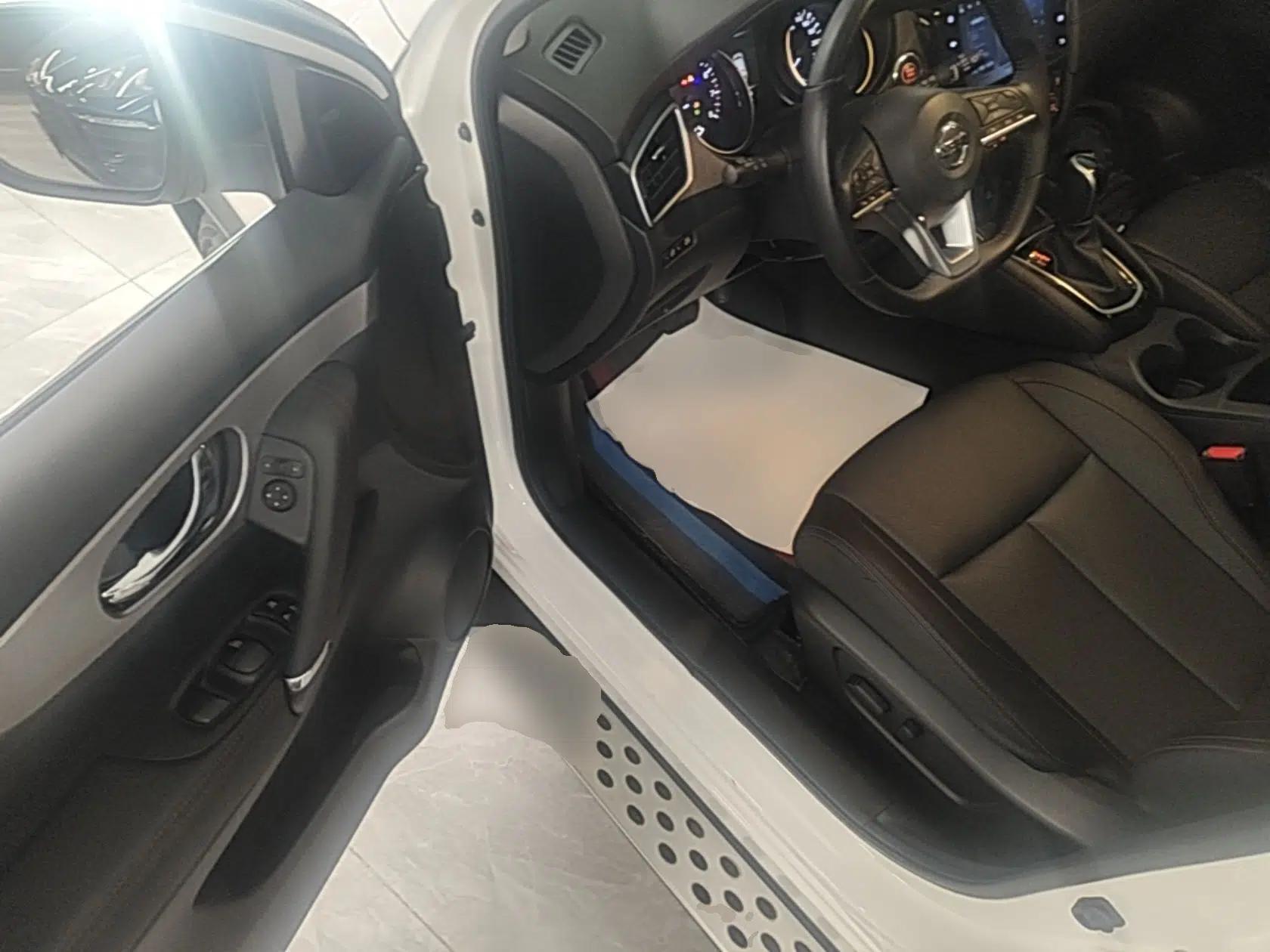 Nissan Qashqai 2022 2.0L CVT XV Premier Luxury Edition — миниатюра 23