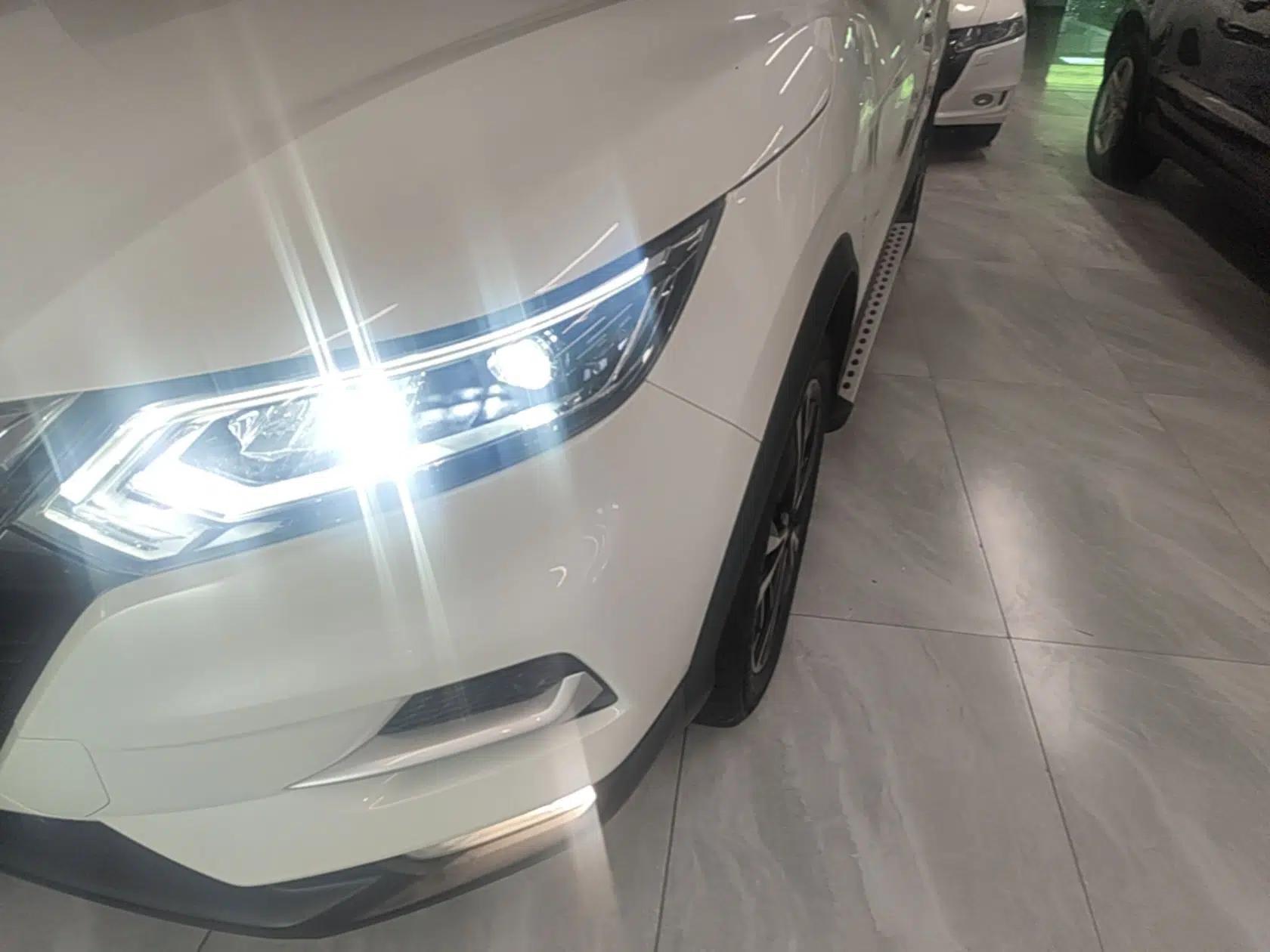 Nissan Qashqai 2022 2.0L CVT XV Premier Luxury Edition — миниатюра 8