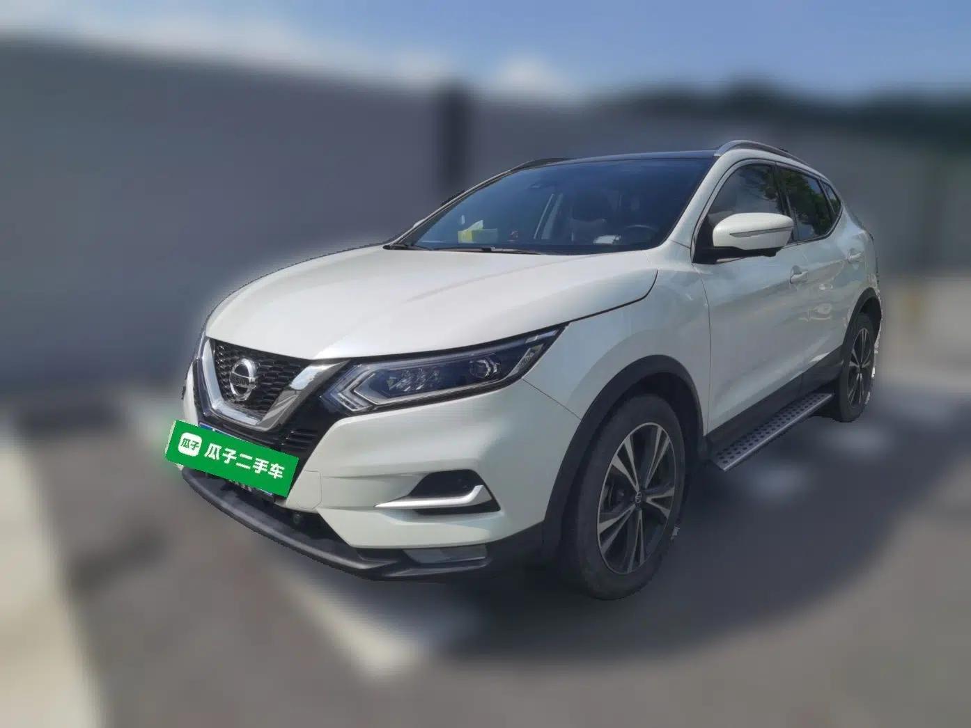 Nissan Qashqai 2022 2.0L CVT XV Premier Luxury Edition — миниатюра 1