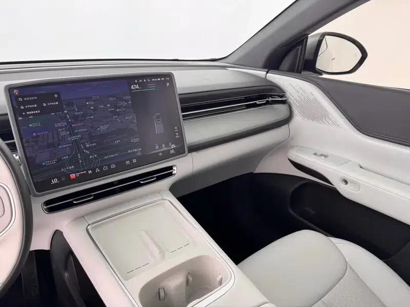 XPeng G6 2025 Pure Electric 625 Long Range Max Technology Edition — миниатюра 15