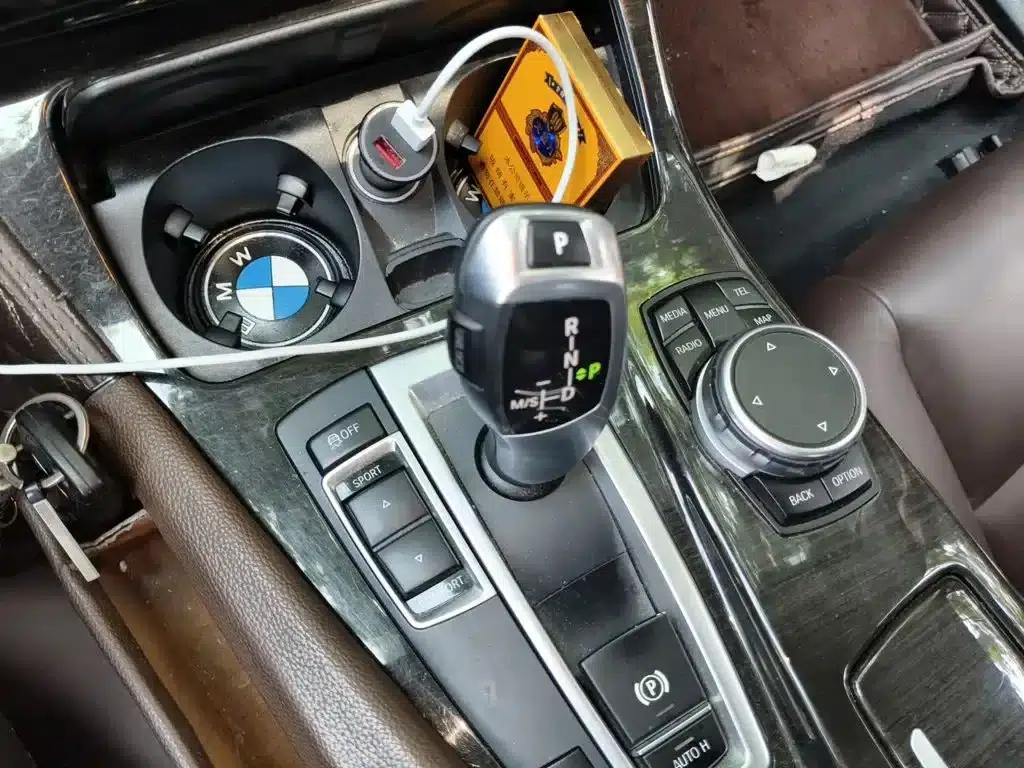 2017 BMW 5 Series 525Li Luxury Design Package — миниатюра 15