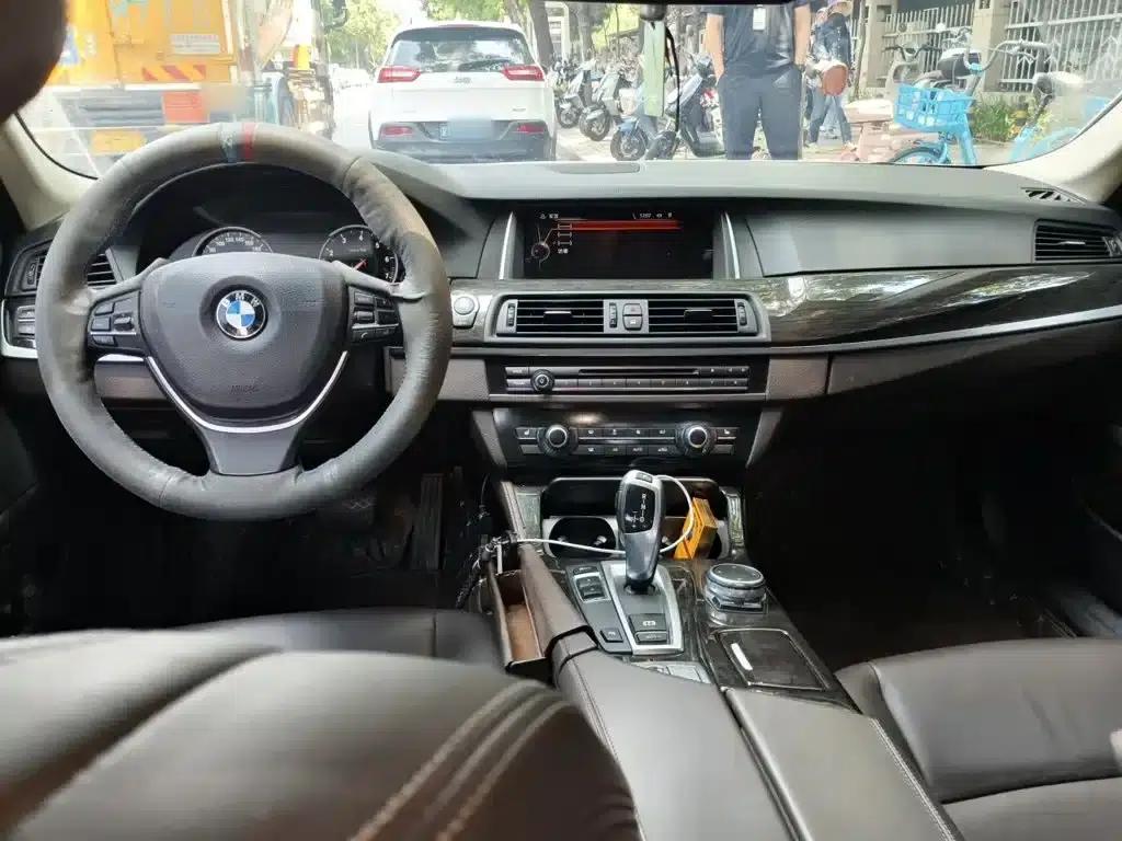 2017 BMW 5 Series 525Li Luxury Design Package — миниатюра 10