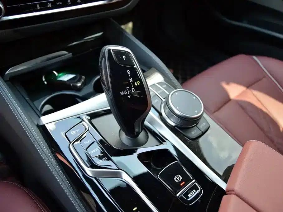 BMW 5 Series 2022 Facelift II 525Li M Sport Package — миниатюра 7