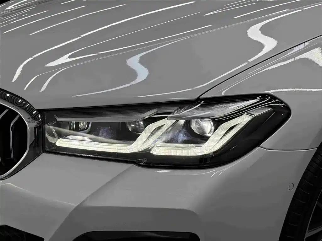 2023 BMW 5 Series 530Li Leading Edition M Sport Package — миниатюра 15