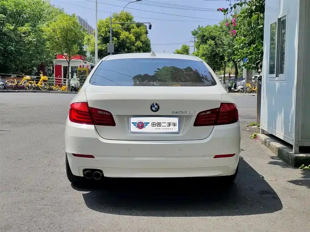 BMW 5 Series 2011 523Li Leading Edition — миниатюра 5