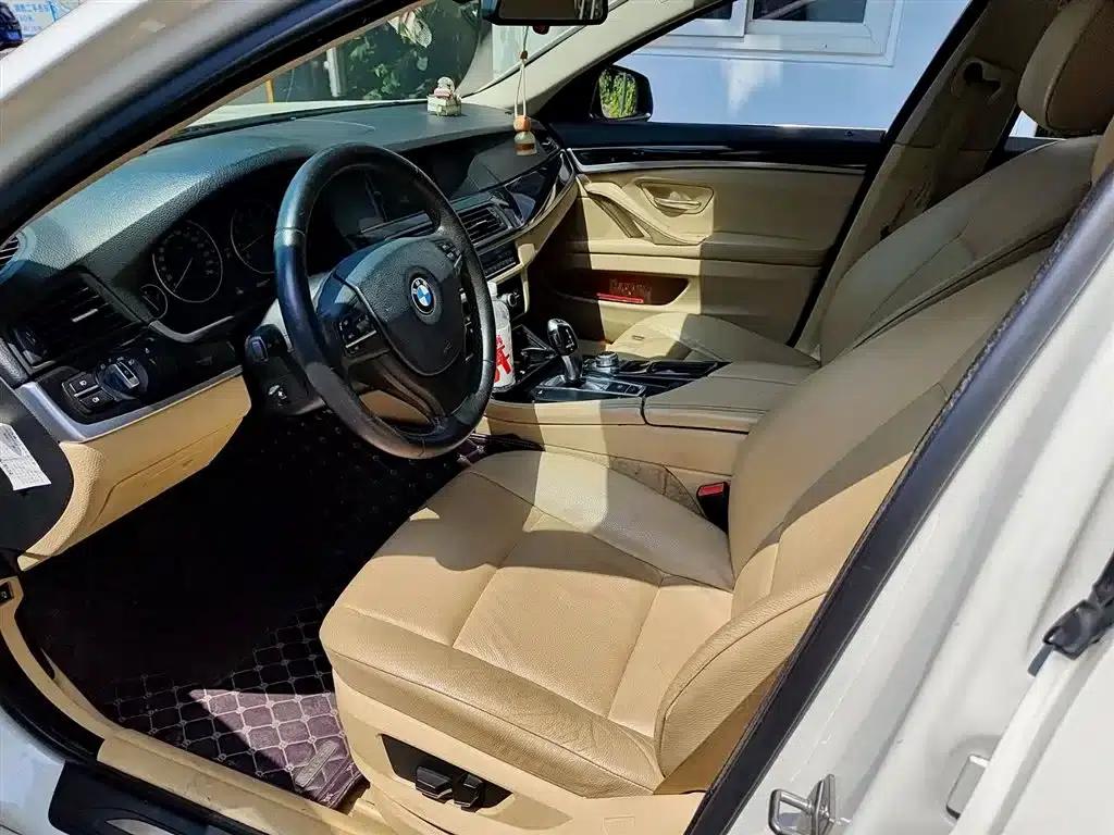 BMW 5 Series 2011 523Li Leading Edition — миниатюра 7
