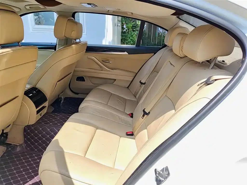 BMW 5 Series 2011 523Li Leading Edition — миниатюра 8