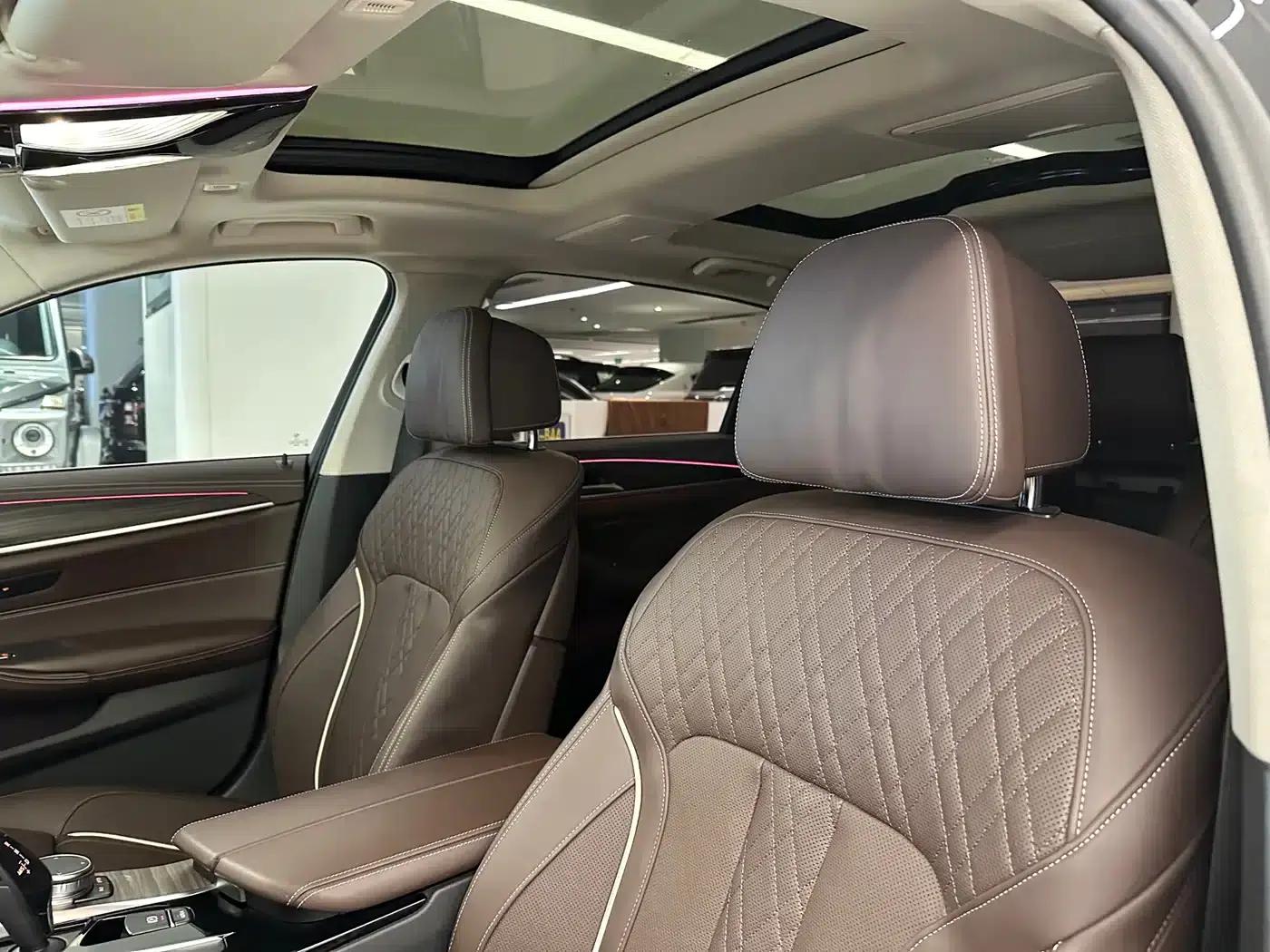 BMW 5 Series 2020 530Li Luxury Package — миниатюра 11