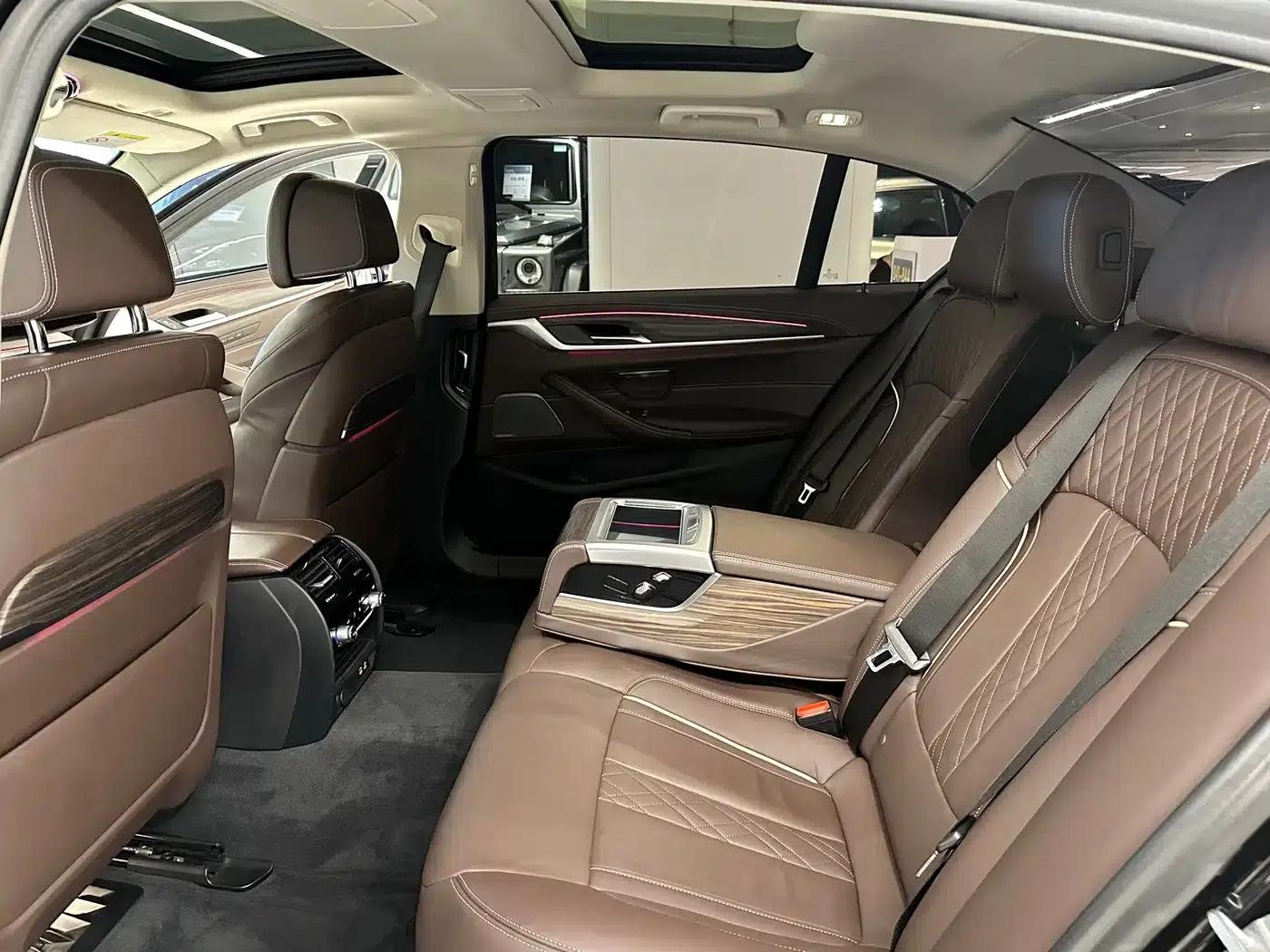 BMW 5 Series 2020 530Li Luxury Package — миниатюра 15
