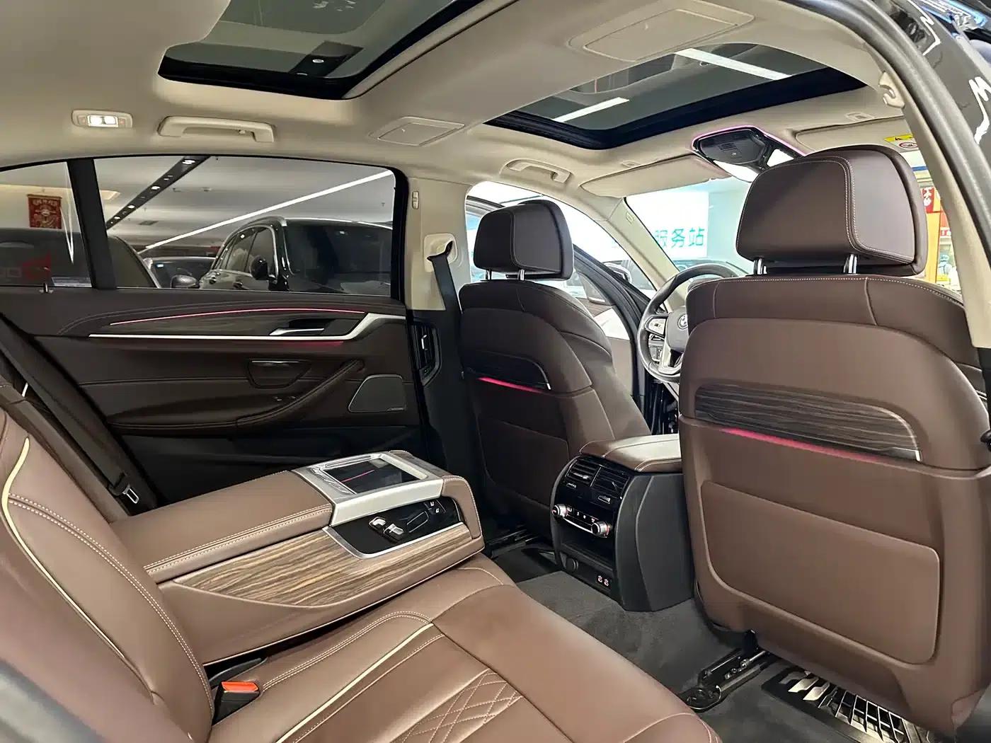 BMW 5 Series 2020 530Li Luxury Package — миниатюра 16