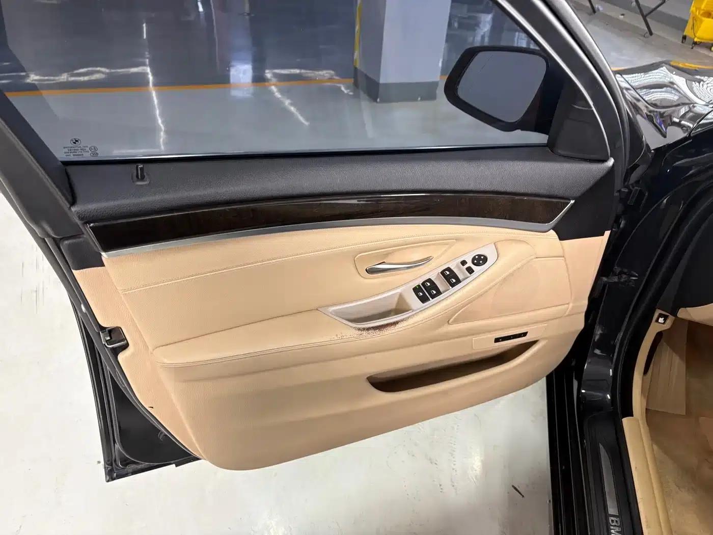 BMW 5 Series 2013 525Li Leading Edition — миниатюра 12
