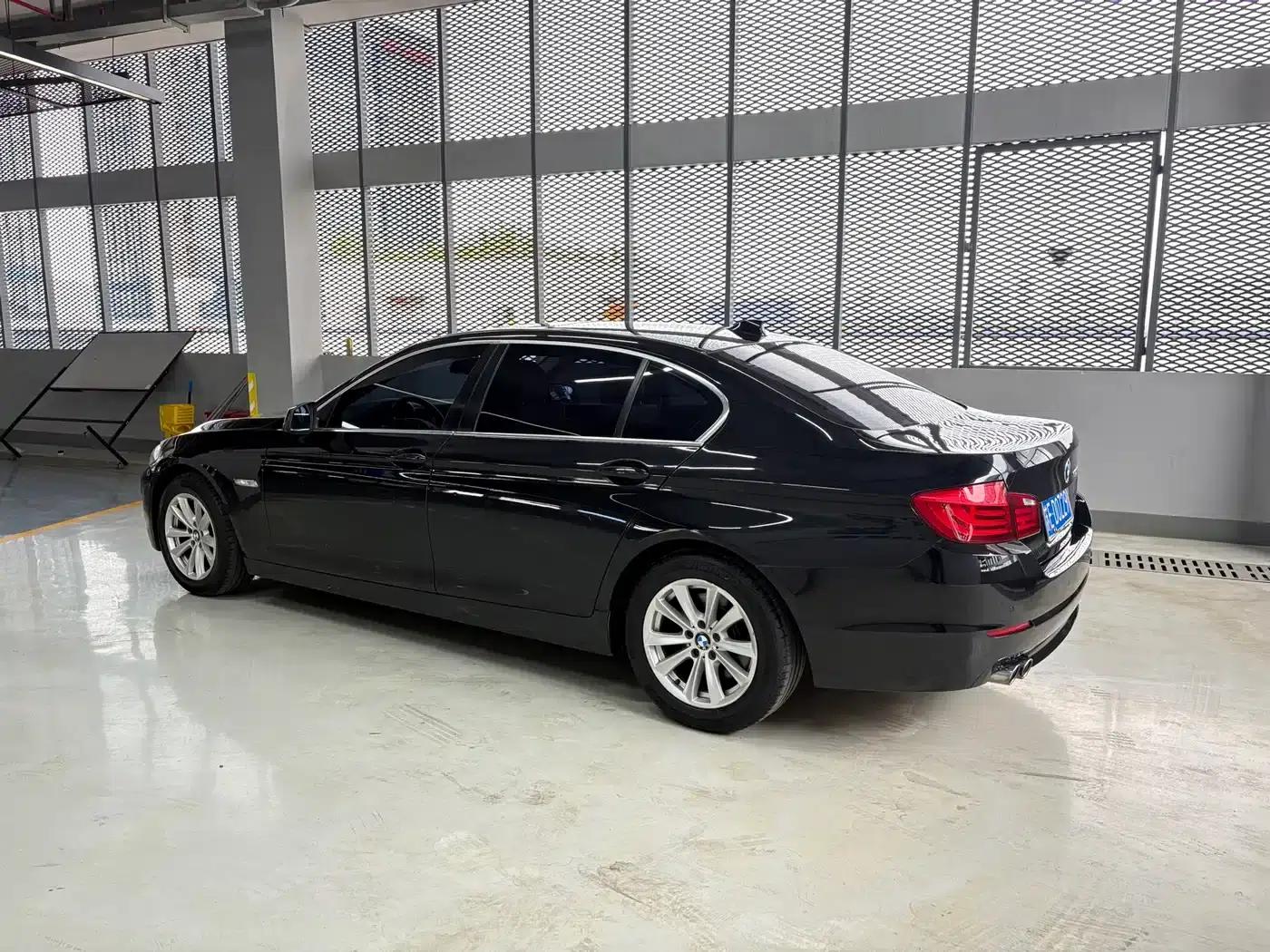 BMW 5 Series 2013 525Li Leading Edition — миниатюра 6