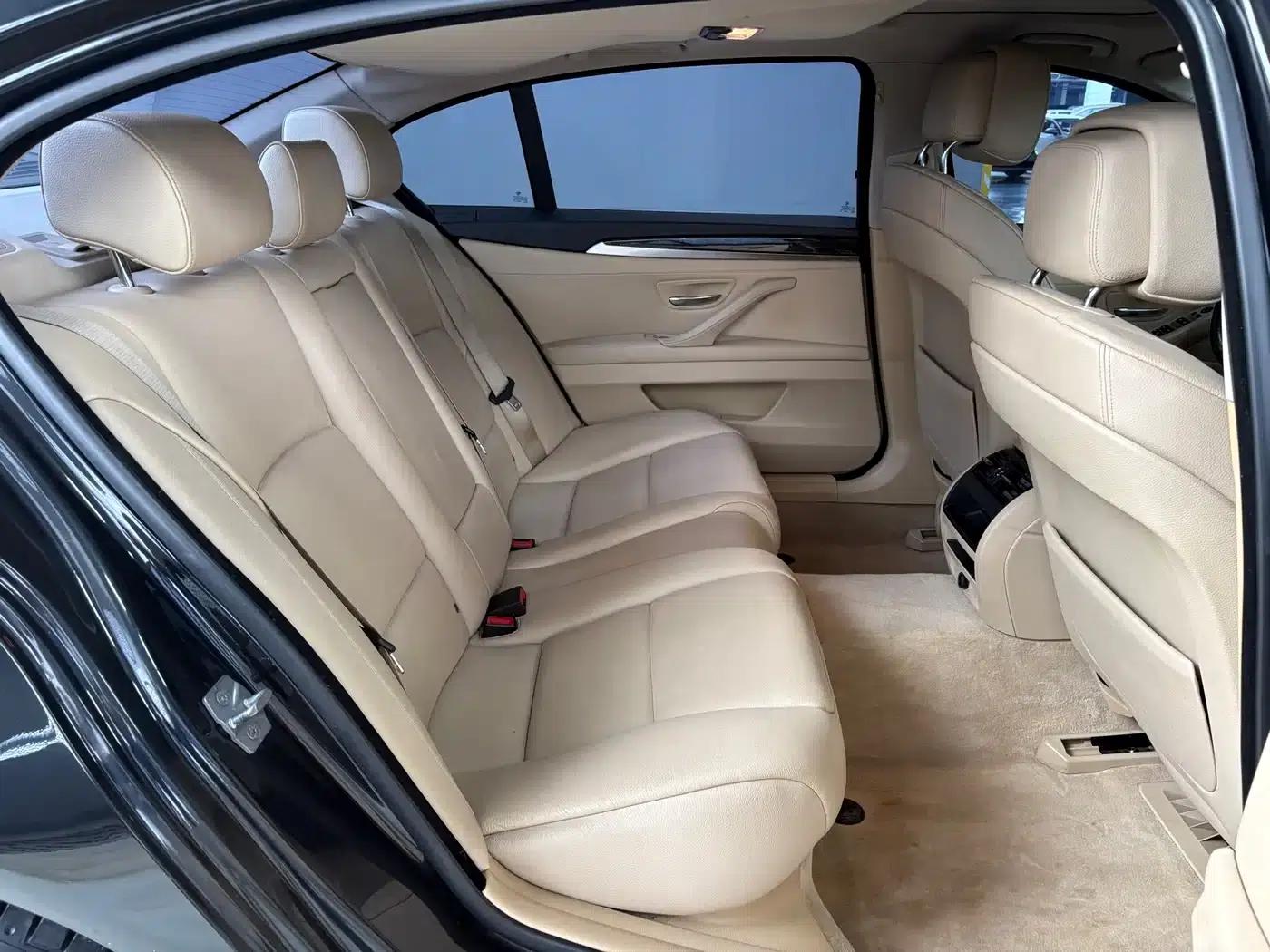 BMW 5 Series 2013 525Li Leading Edition — миниатюра 8