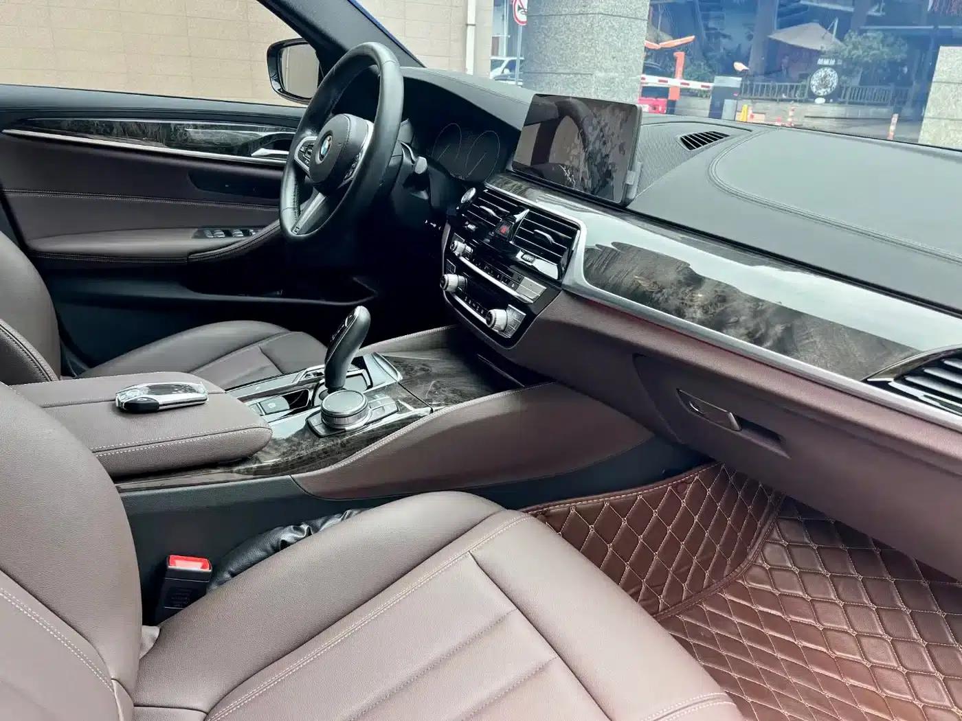 2019 BMW 5 Series Facelift 525Li M Sport Package — миниатюра 6
