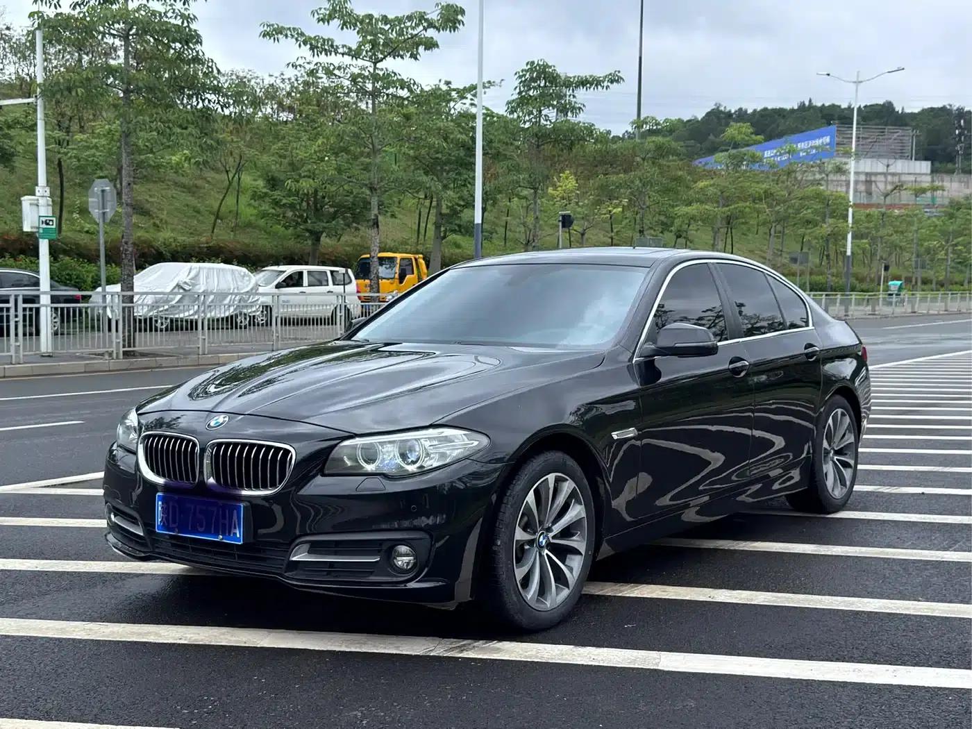 2014 BMW 5 Series Imported Model 520i Elegant Edition — миниатюра 1