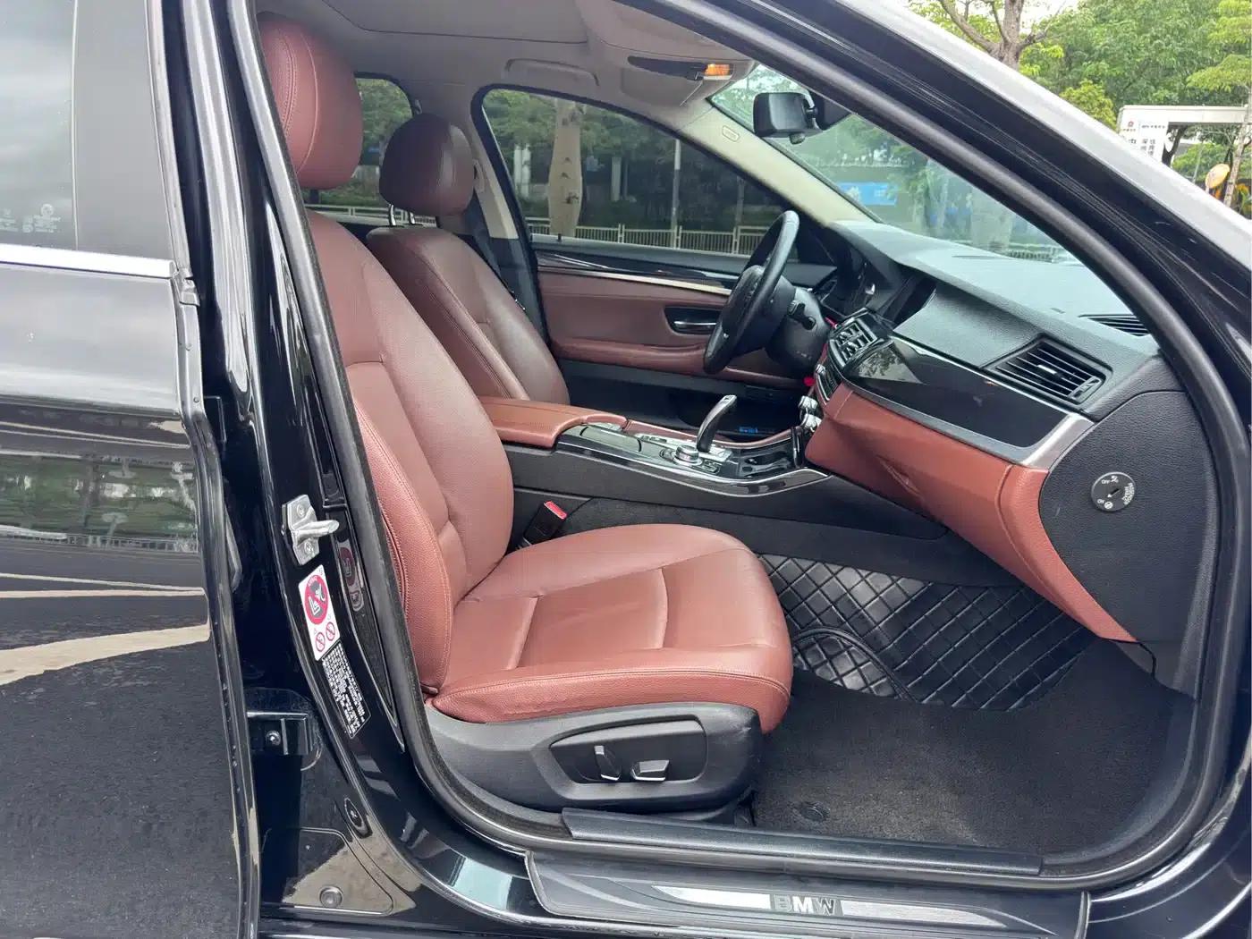 2014 BMW 5 Series Imported Model 520i Elegant Edition — миниатюра 10