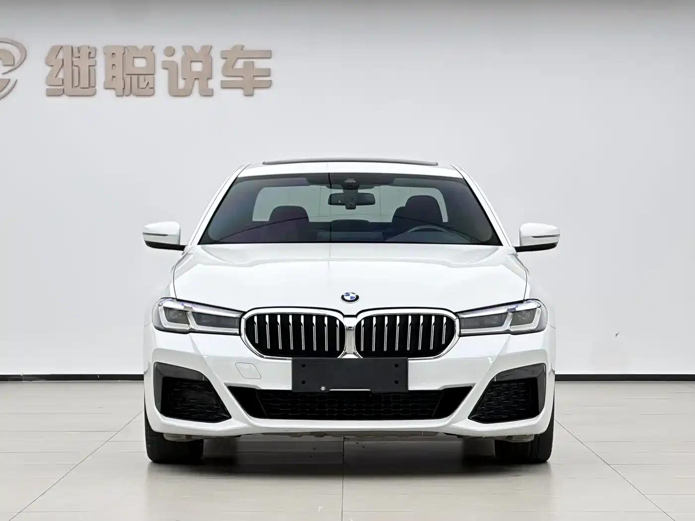 BMW 5 Series PHEV 2022 535Le M Sport Package — миниатюра 2