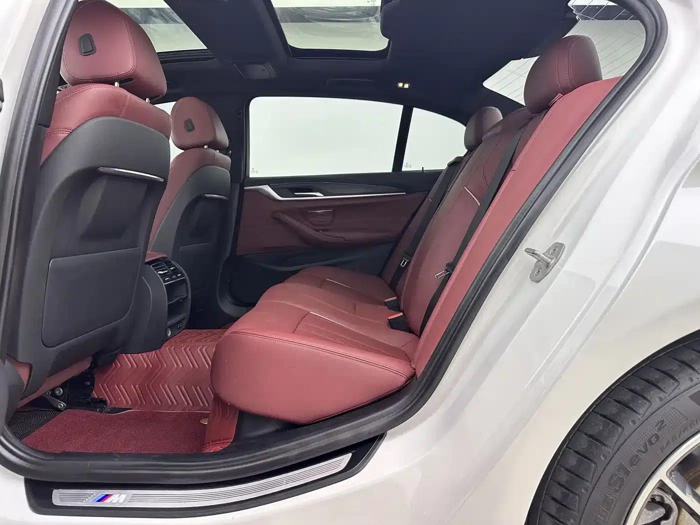 BMW 5 Series PHEV 2022 535Le M Sport Package — миниатюра 3