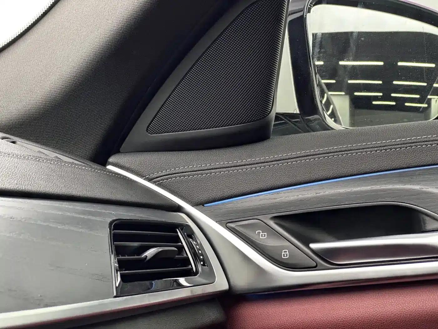 BMW 5 Series PHEV 2022 535Le M Sport Package — миниатюра 9