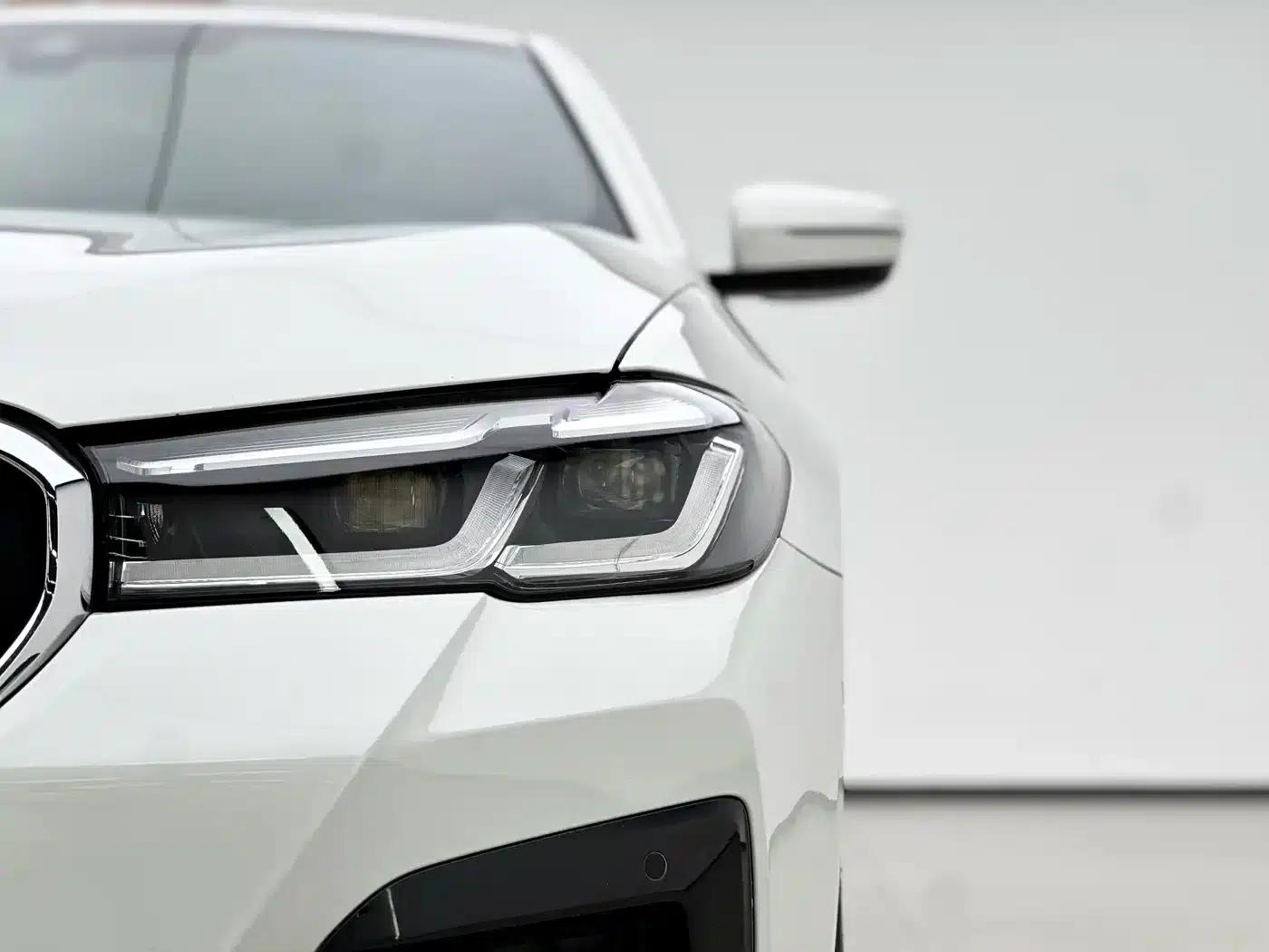 BMW 5 Series PHEV 2022 Facelift 535Le M Sport Package — миниатюра 13