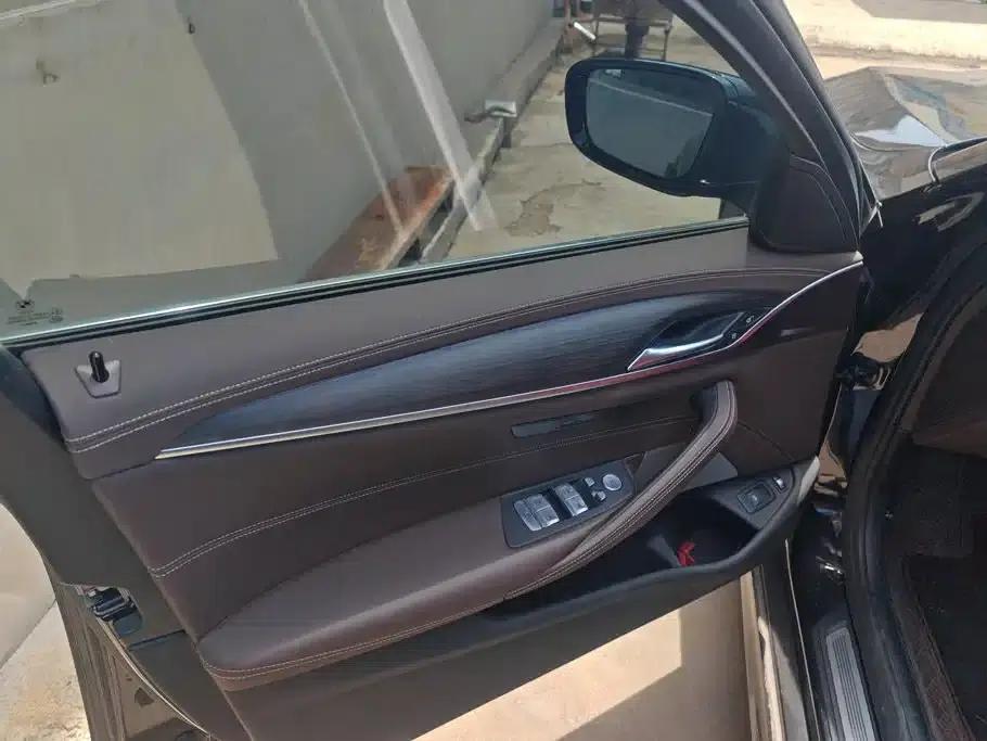 BMW 5 Series PHEV 2022 Facelift 535Le M Sport Package — миниатюра 7