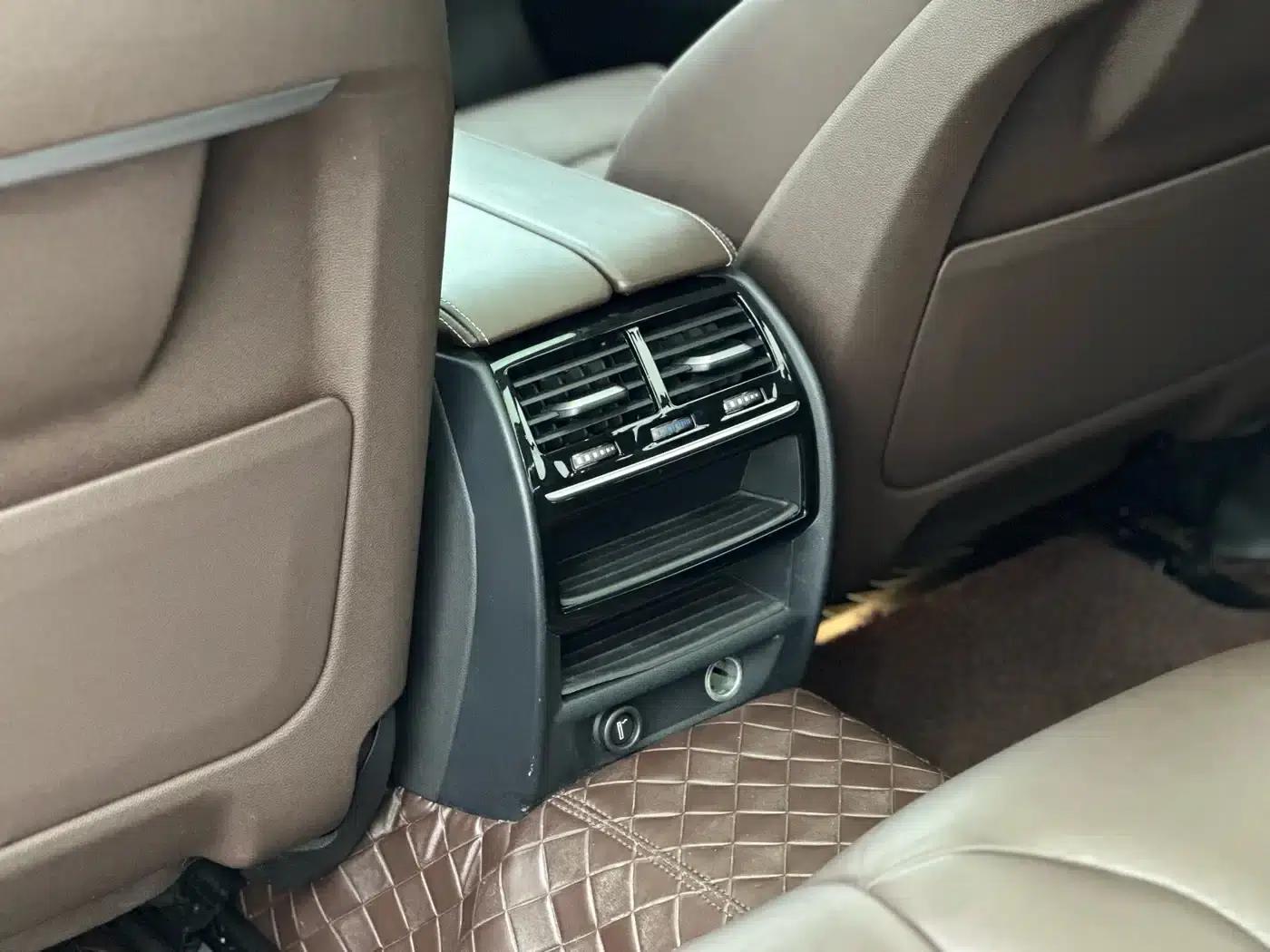 BMW 5 Series PHEV 2019 Facelift 530Le Luxury Package — миниатюра 12