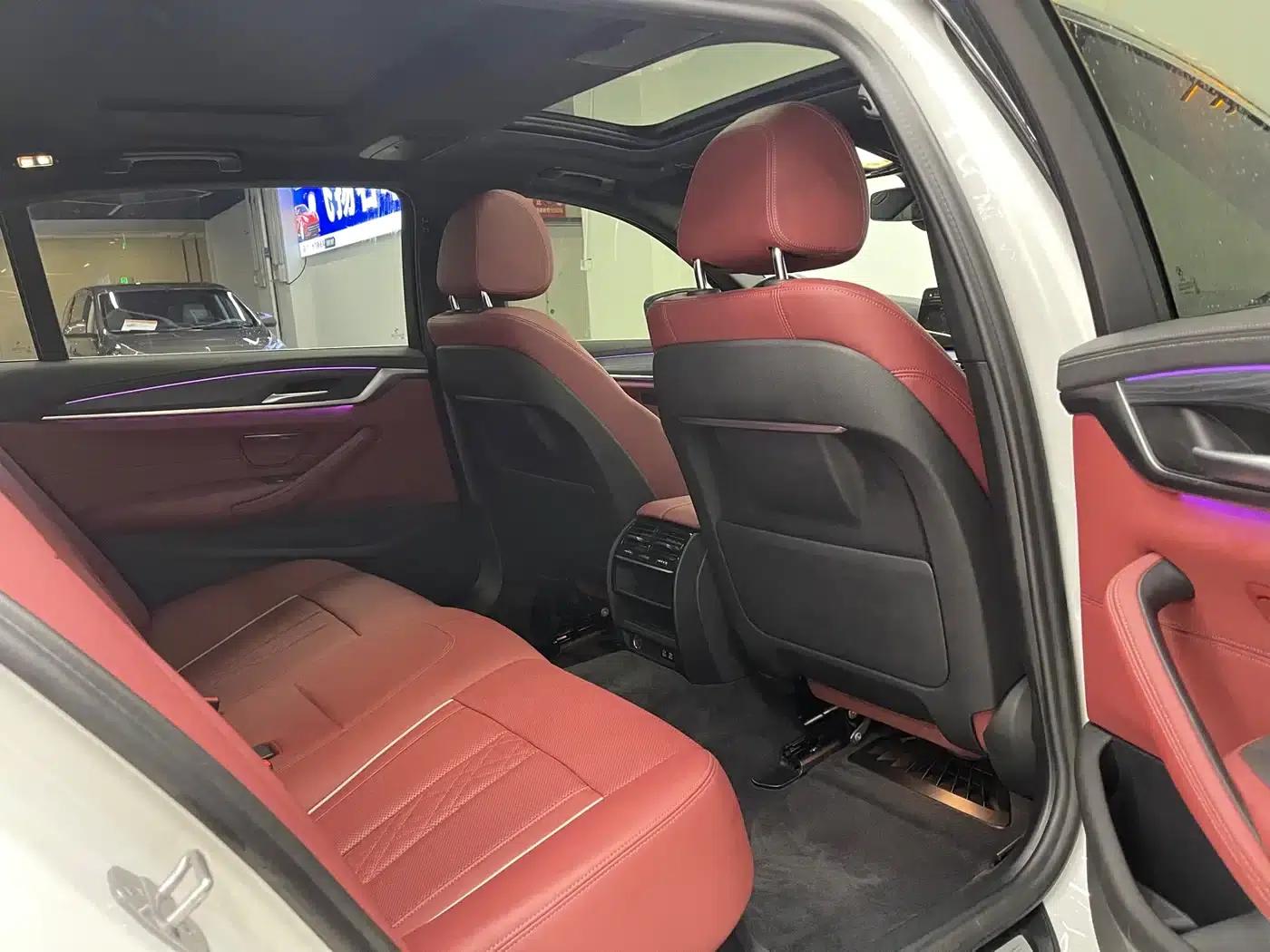 BMW 5 Series PHEV 2021 Facelift 535Le M Sport Package — миниатюра 11