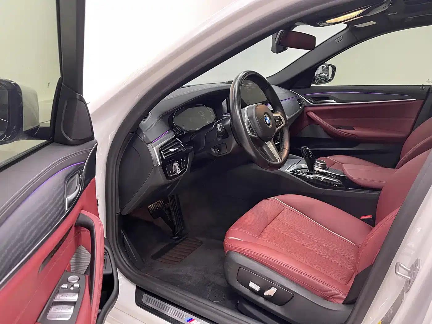 BMW 5 Series PHEV 2021 Facelift 535Le M Sport Package — миниатюра 14