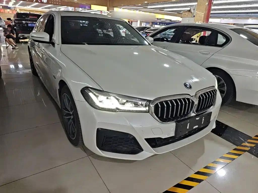 BMW 5 Series PHEV 2022 535Le M Sport Package — миниатюра 4