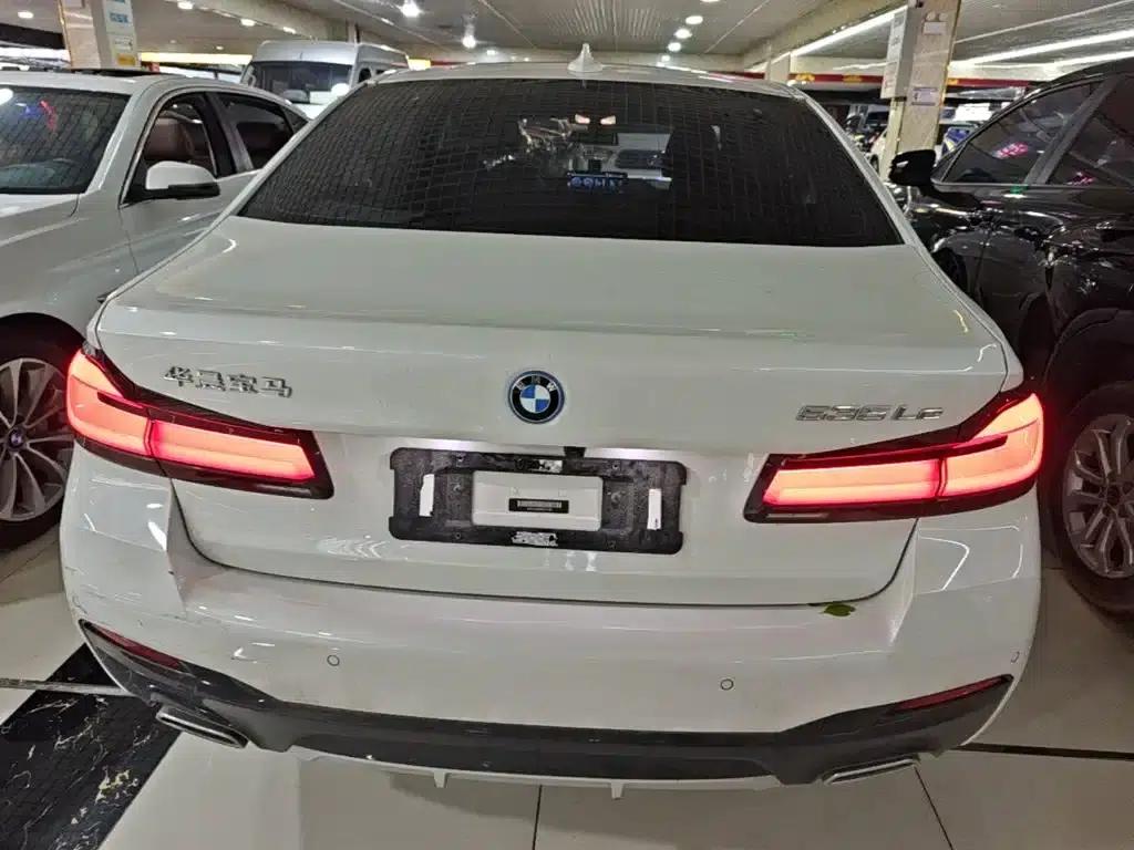 BMW 5 Series PHEV 2022 535Le M Sport Package — миниатюра 6