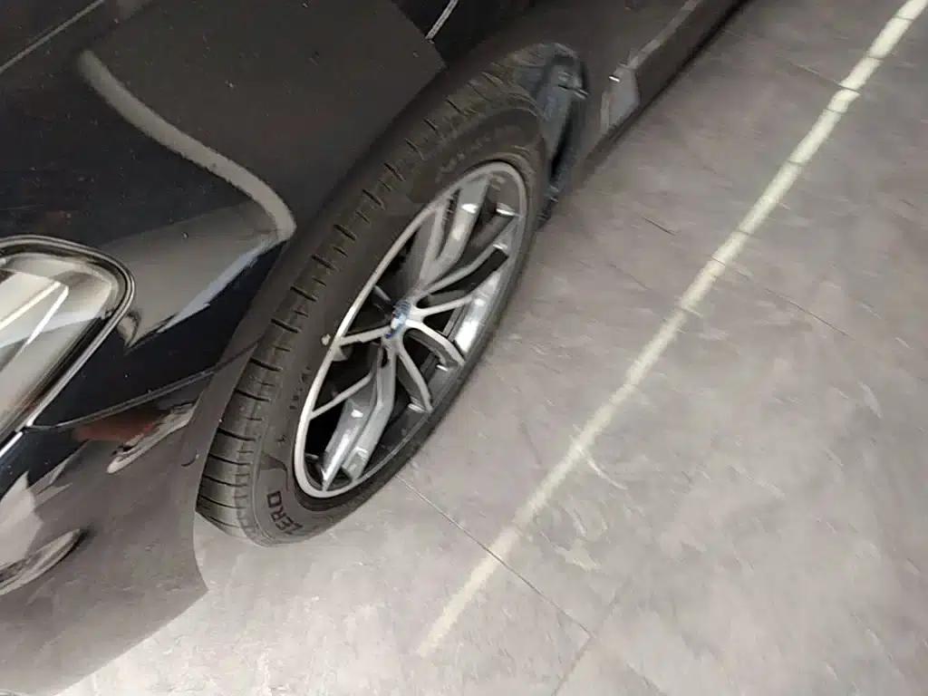 BMW 5 Series PHEV 2022 Facelift 535Le M Sport Package — миниатюра 23