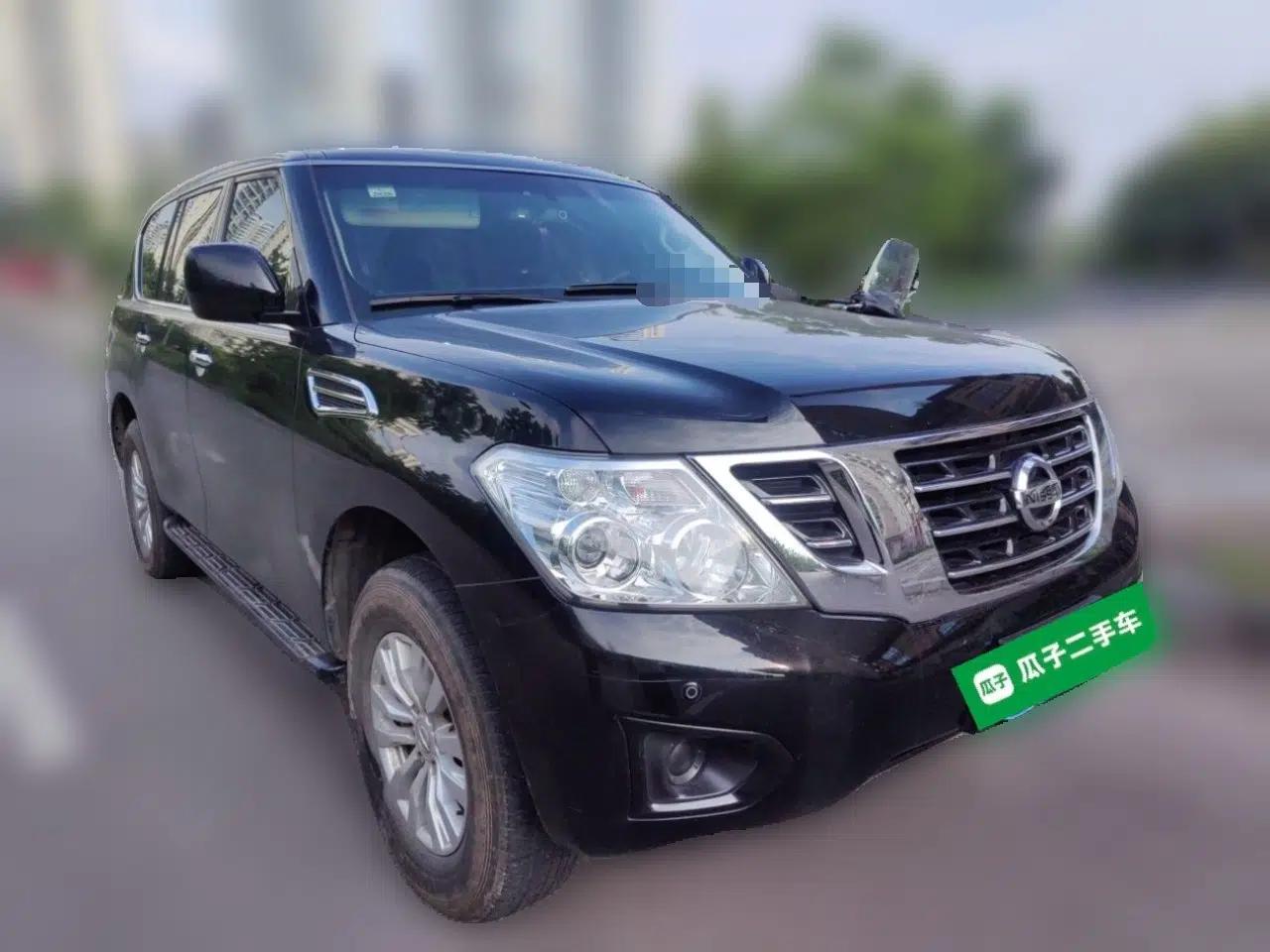 Nissan Patrol Automatic transmission, gasoline, 4.0-liter displacement, four-wheel drive, seven seats — миниатюра 3