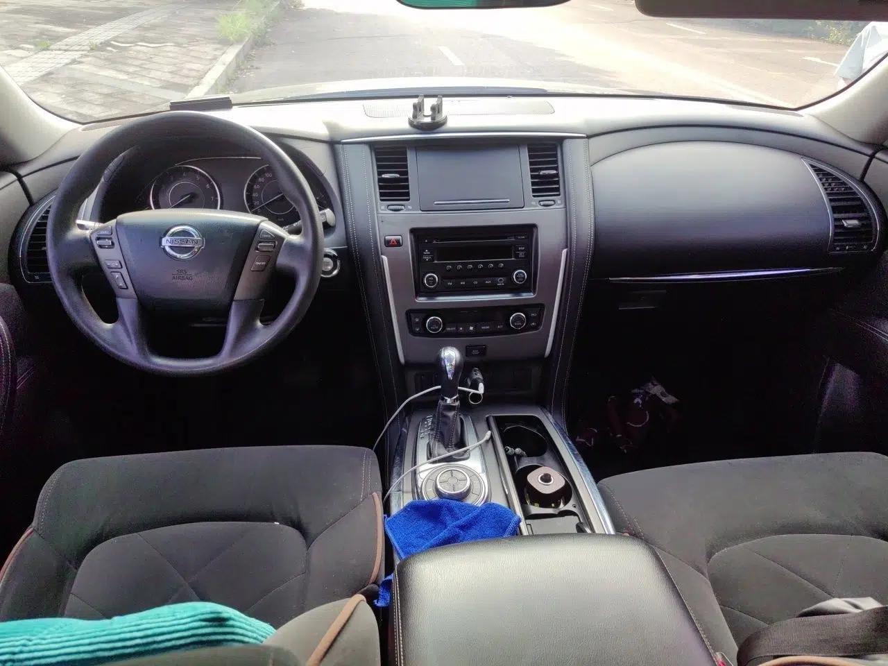 Nissan Patrol Automatic transmission, gasoline, 4.0-liter displacement, four-wheel drive, seven seats — миниатюра 9