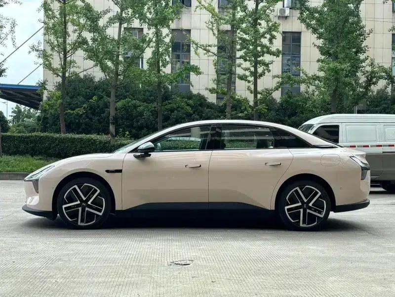 XPeng MONA M03 2025 Model, 600km Ultra-Long Range Max Edition — миниатюра 4