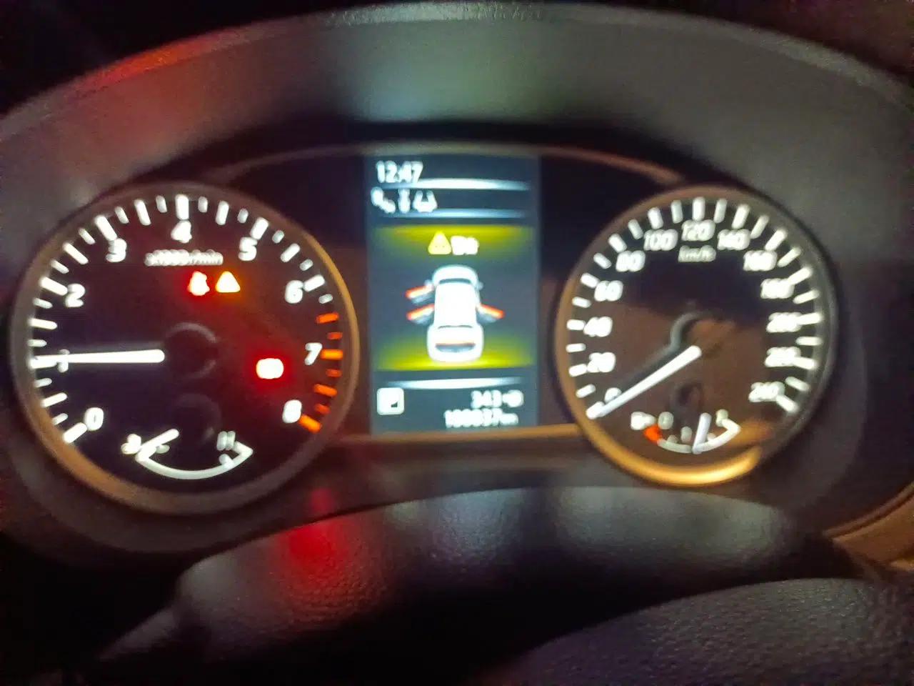 Nissan Tiida 2016 1.6L CVT Smart Drive Edition — миниатюра 11