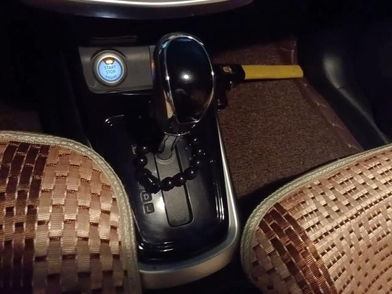 Nissan Tiida 2016 1.6L CVT Smart Drive Edition — миниатюра 14