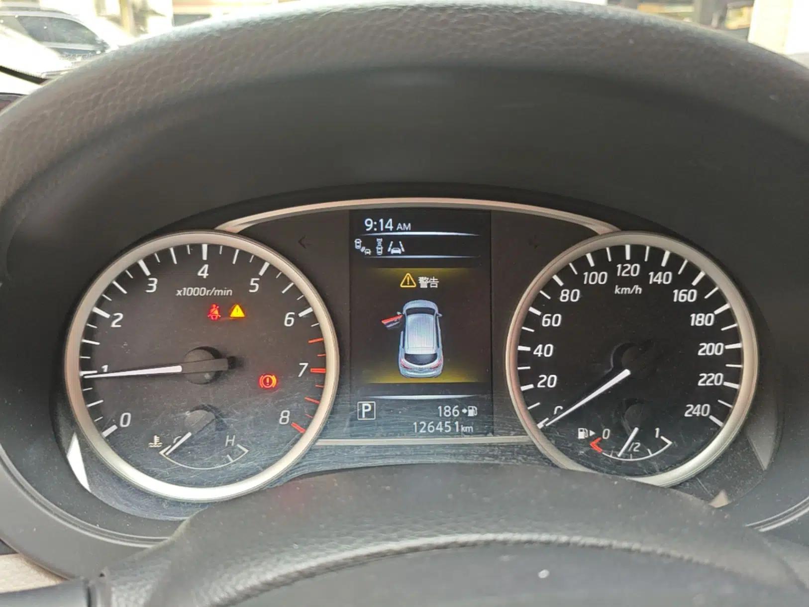 Nissan Tiida 2016 1.6L CVT Smart Drive Edition — миниатюра 19