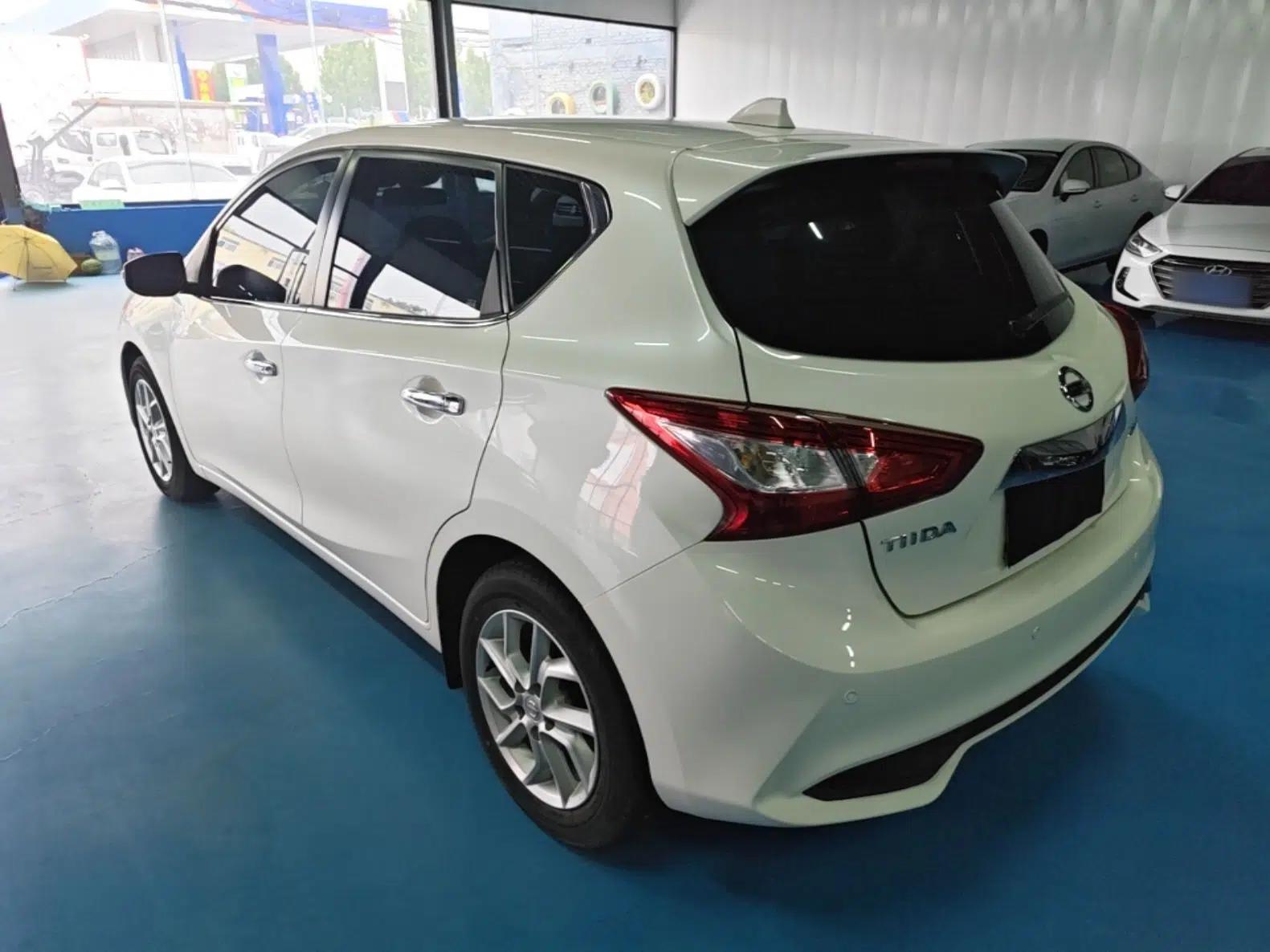 Nissan Tiida 2021 1.6L CVT Smart Drive Edition — миниатюра 4