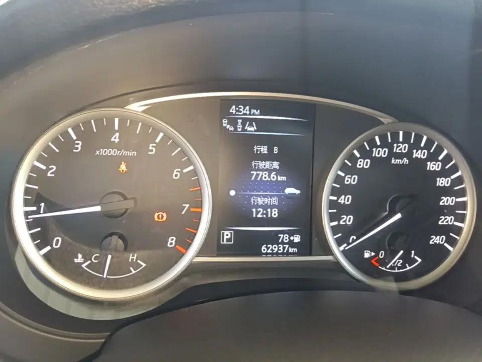 Nissan Tiida 2016 1.6L CVT Smart Drive Edition — миниатюра 14