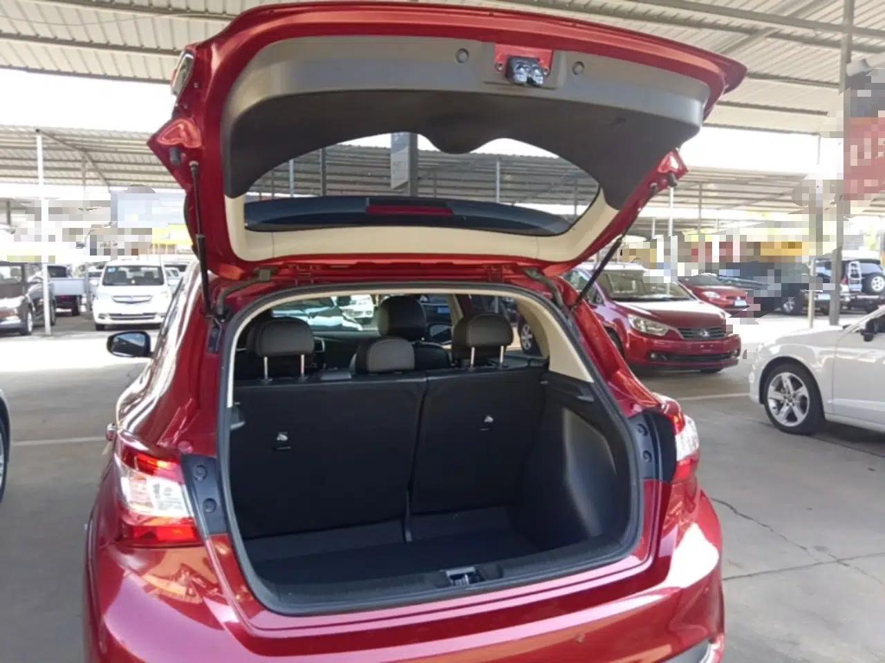 Nissan Tiida 2016 1.6L CVT Smart Drive Edition — миниатюра 22