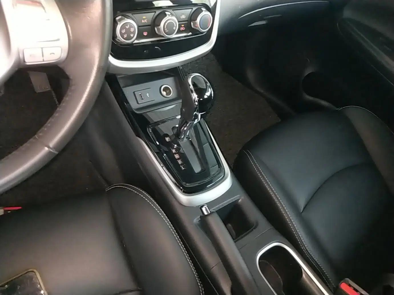 Nissan Tiida 2021 1.6L CVT Smart Drive Edition — миниатюра 21