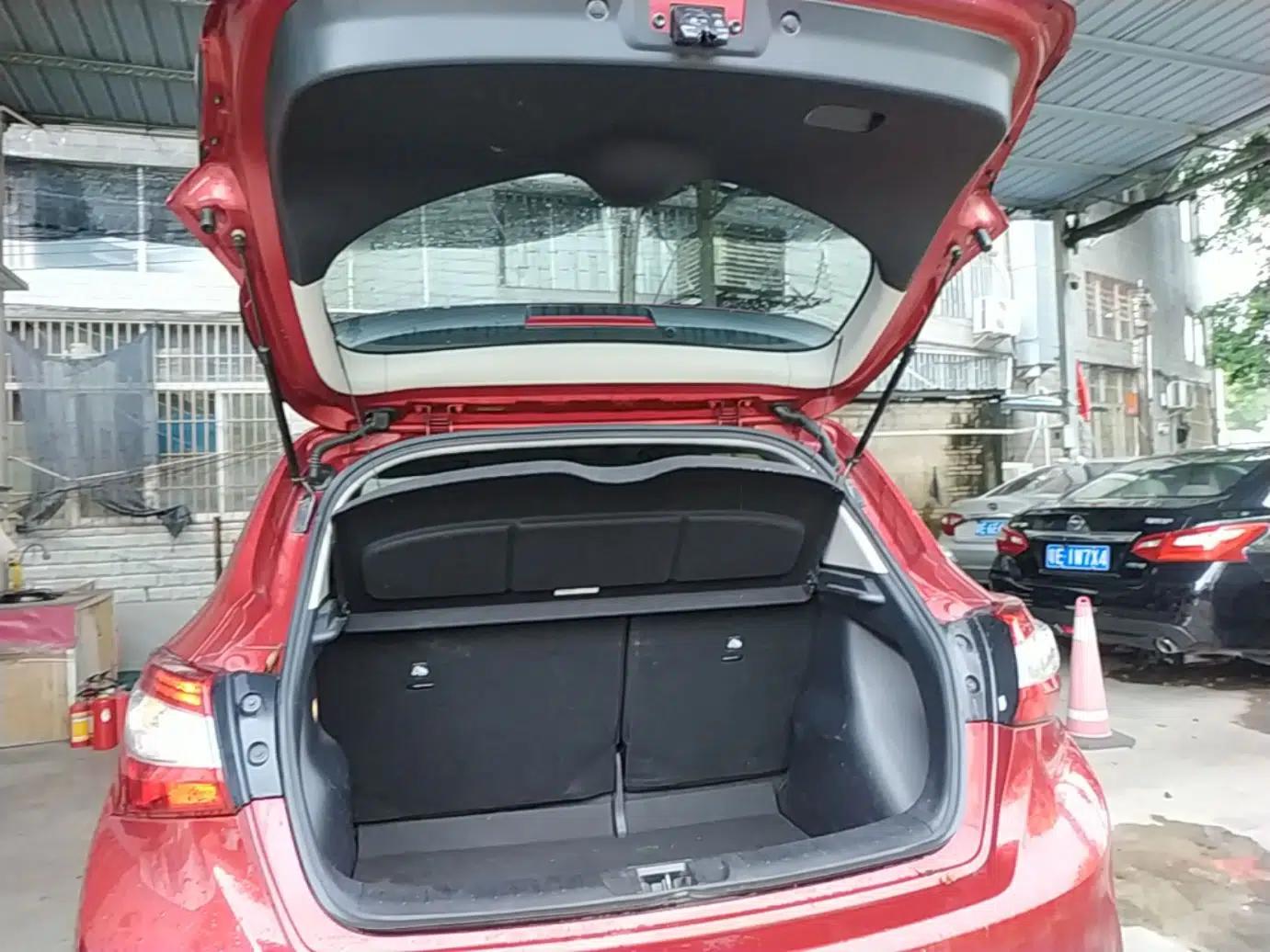 Nissan Tiida 2021 1.6L CVT Smart Drive Edition — миниатюра 27